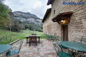 Maison entièrement équipée avec piscine privée, jardin et barbecue | Vue montagne | Avec animaux acceptés - Image 2