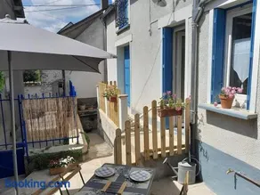La maison d'à côté - Image 1
