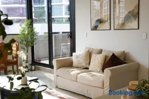 Luxury Rooftop Retreat Pool, Spa Sauna & Parking - Image 2