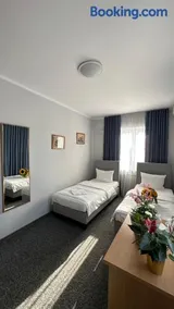 Lezzet PG B&B &TurkishRestaurant - Image 3