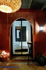 Palmeraie 2 - Luxury Garden Apartment - Image 4