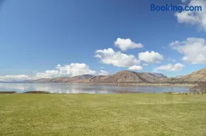 Lochview Guesthouse - Image 2