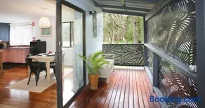 Sea Foam Cottage - Image 1