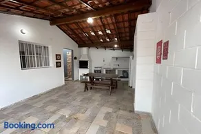 Casa 150m da Praia das Toninhas C/ Churrasqueira - Image 2