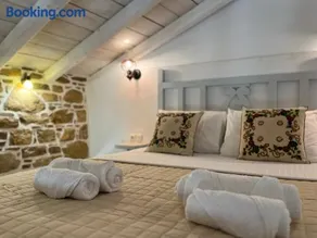 Rodakas Rooms-Danae - Image 2