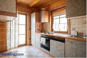 Fantástico apartamento apta para familias con jardín, terraza y barbacoa | Vistas al jardín - Image 3