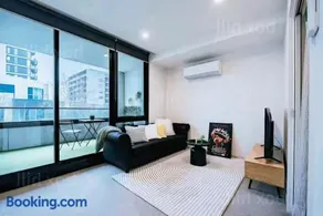 Your Dream 1BR Awaits in Box Hill's Heart - Image 1