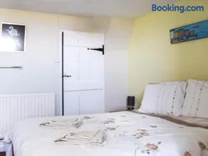 Cosy Cottage - Image 5