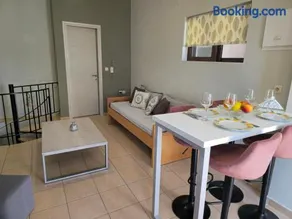 Emily's House - Image 2