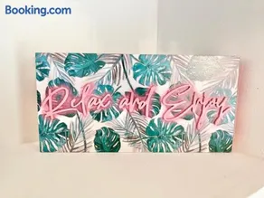 Flamingo Cottage 2 bedroom - Image 3
