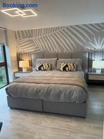 Hermosa y cómoda casa en el centro de Pucón - Image 2