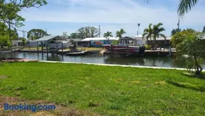 Waterside Serenity - Image 2