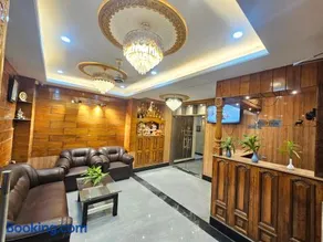 Railview Premium- Nr Railway Station Gate No 6 - Image 3
