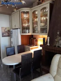 Mandy's cosy luxury flat - Image 2