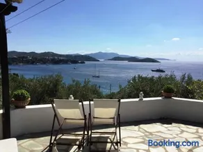 Golden View Villa - Image 1