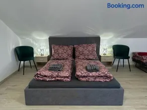 Colosseum Étterem és Apartman Salgótarján - Image 1