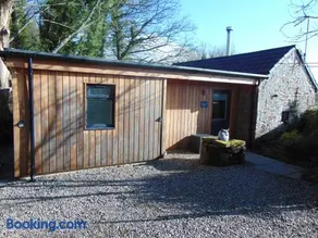 Dreamwood Cottage, Loch Lomond, Luxury Apartment. - Image 3