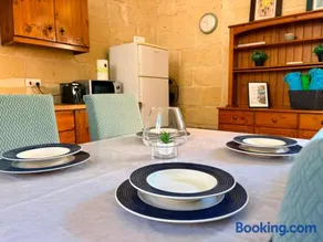 Peacefull Farmhouse Retreat - Image 3