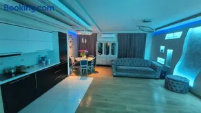 PaRaGoN - Image 1
