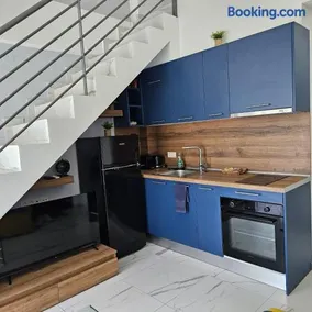 Terpsi's Loft with Pool Access by Horizon Homes - Image 3
