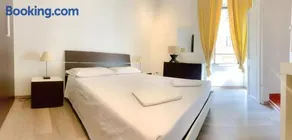 Luxury barberini boutique Apartment - Image 2