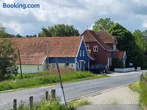 Urlaub im blauen Haus - Image 1