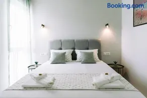 Greenview apartment - Image 2