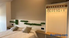 Hotel Playa de Sardiñeiro - Image 2