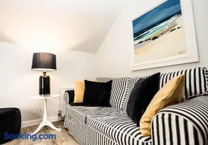 Hideaway - Image 3