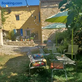 chambre dans ferme provençale - Image 1