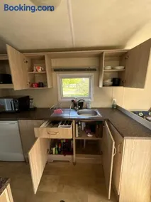 Caravan Holiday Home - Image 4
