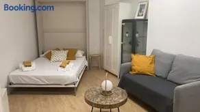 Bonito Estudio con terraza - Image 2