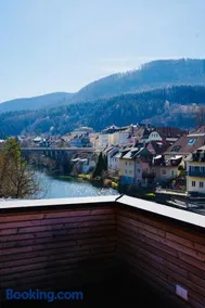 Exklusive Dachgeschoß-Suite mit Sauna & Terrasse - Image 1