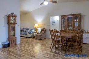 Mesa Getaway Home In Central Location - Image 1