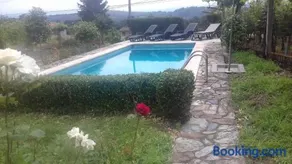 Villa con piscina en Pantòn Ribeira Sacra Galicia Ideal para familias - Image 4