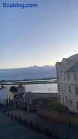 Room with a view - Image 3
