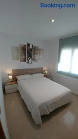 LG Nice Apartment - Image 2