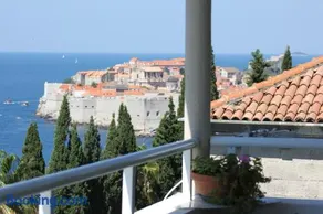 Apartments Sv.Jakov - Image 2