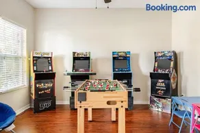 Our Happy Place Spacious 4 bdrm by OWA Tanger - Image 1