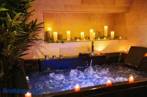 Mana Suite - Appartement de luxe avec Jacuzzi XXL - Image 3