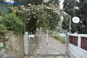 11 Monteviot: Luxury homestay overlooking a tea estate - Image 4