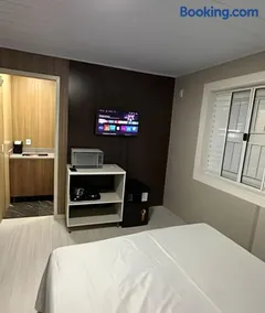 Loft Lux 1 Centro (Smart TV, Ar condicionado, Cozinha...) - Image 1