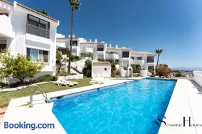 Seaview I 3BED I Sauna I Pool I Parking 60 - Image 3