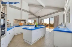 Rural retreat! 5 min to wineries & 10 min to town - Image 3