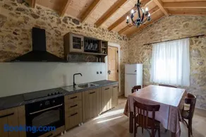 Artemis Traditional House - Image 2