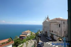 Starhost - CASA BETTINA enchanting seaview - Image 1