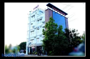 Yashas Paradise - Image 1