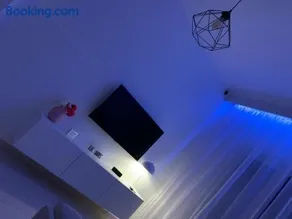 Blue Horizon Seaview Apartment - Image 4