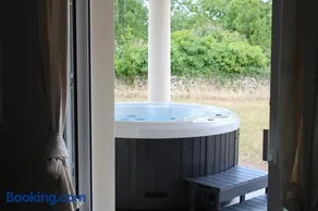 Gîte Lou, Gîte famille et bien être avec jacuzzi - Image 1