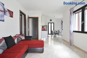 Casa Bari Sardo per più famiglie - Image 2